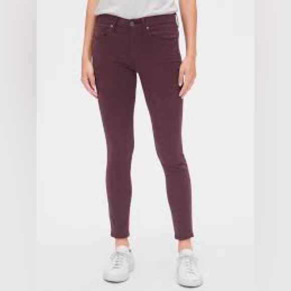 GAP Skinny Jeans, Size 28 in Burgandy - Picture 1 of 8